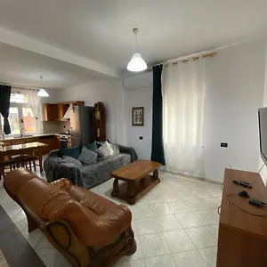 https://apartment-in-center-of-tirana-with-2-rooms.hotels-in-tirana.com